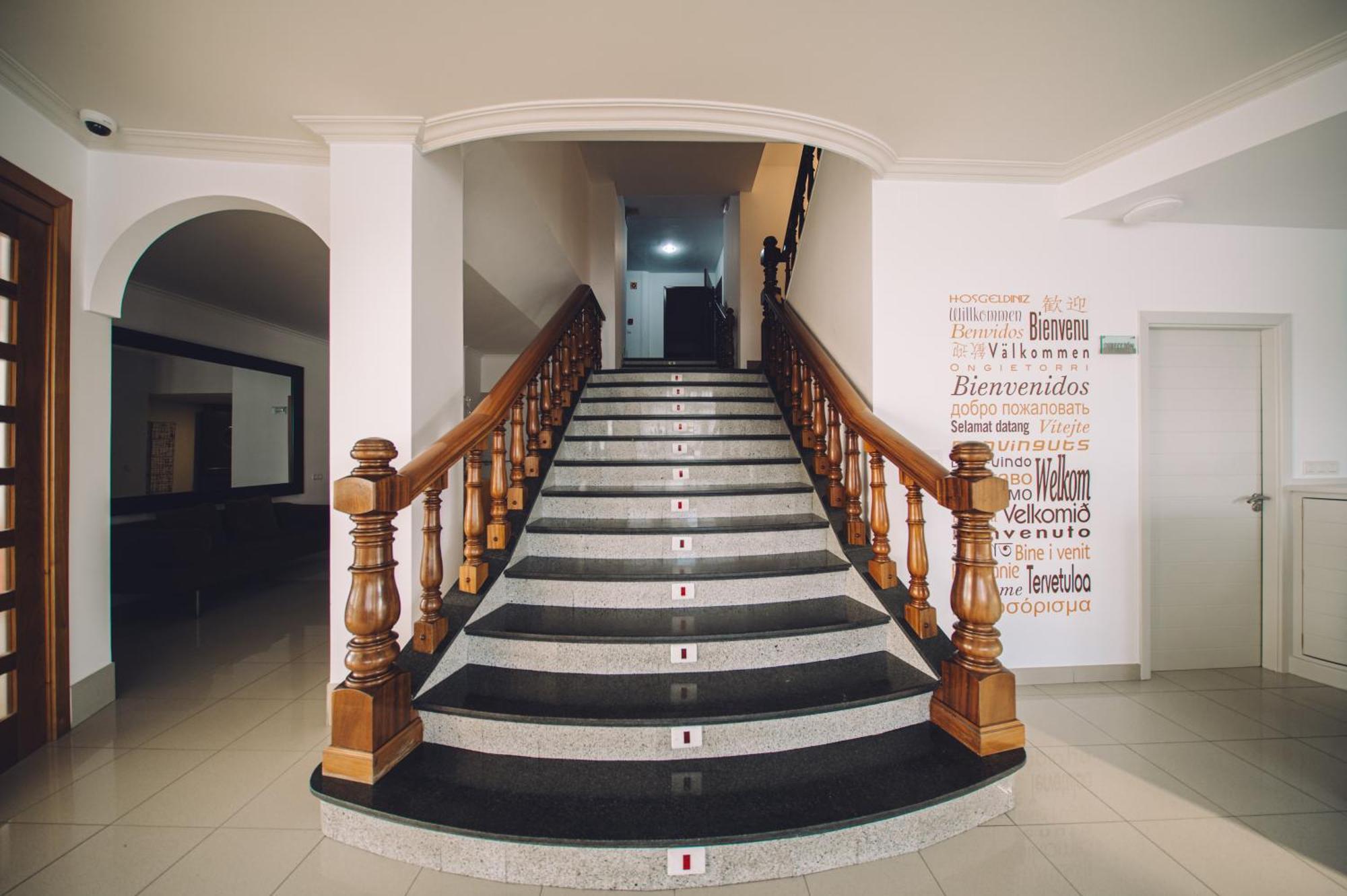 Hotel Dinajan Vilanova de Arousa Exterior foto