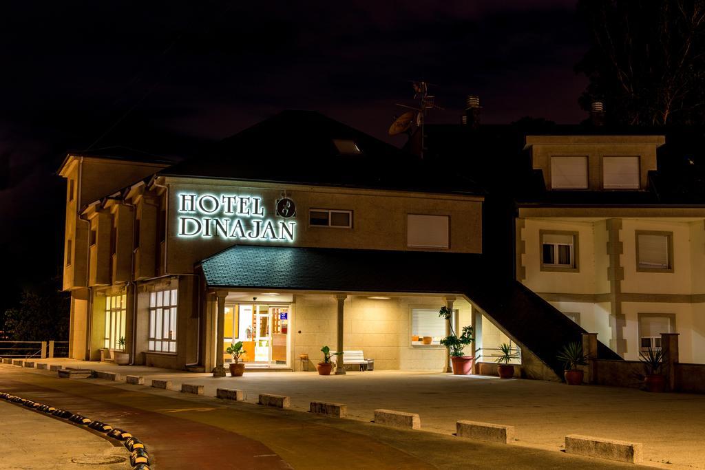 Hotel Dinajan Vilanova de Arousa Exterior foto
