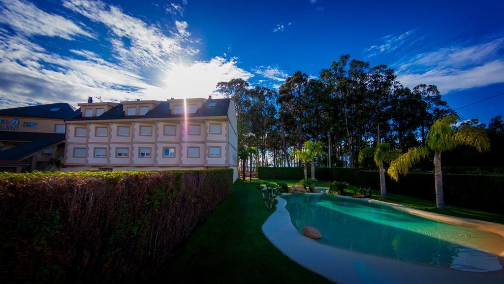 Hotel Dinajan Vilanova de Arousa Exterior foto